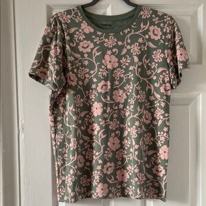 Lands’ End Short Sleeve T-shirt Size M